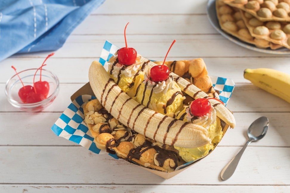 Bubble Waffle Banana Split Recetas Nestl