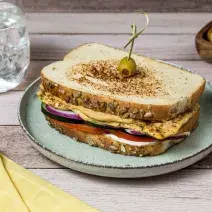 Sandwich con Hummus