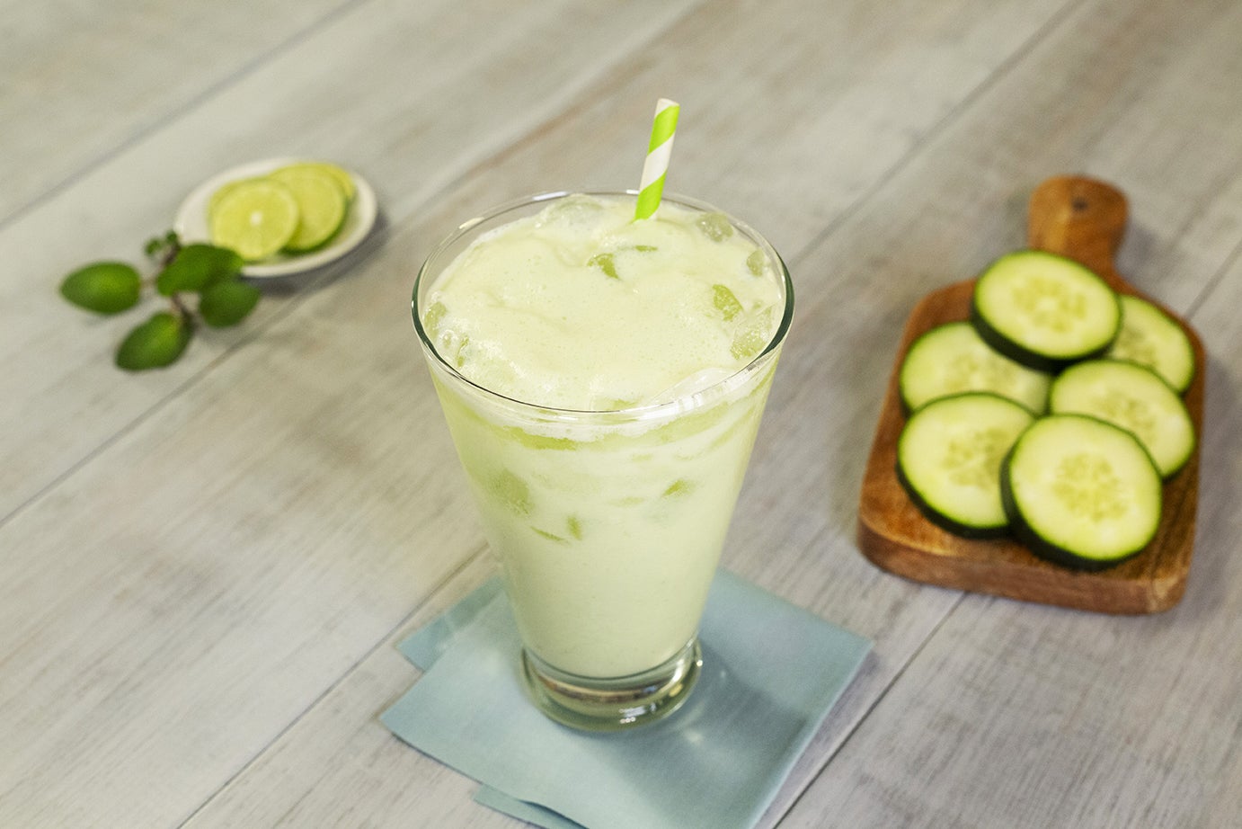 Limonada con pepino y menta | Recetas Nestlé