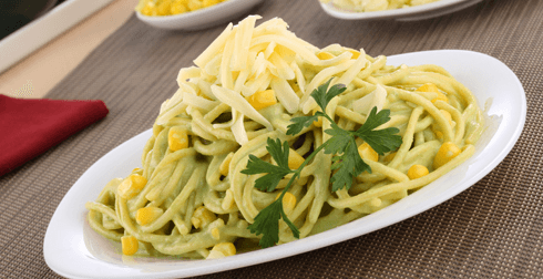 Spaghetti en crema verde | Recetas Nestlé