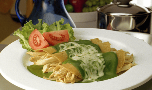 Enchiladas con salsa poblana | Recetas Nestlé