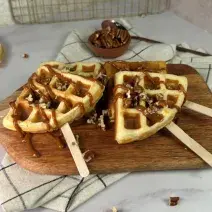 Paletas de Waffles con Dulce de Leche