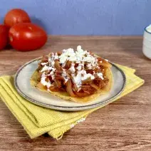 Tostadas de Tinga de Res