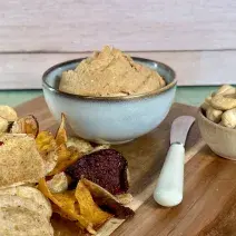 Dip de Nuez de la India con Chipotle