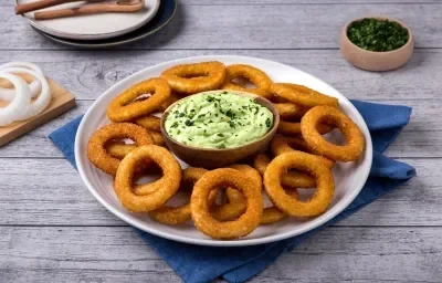 Aros de Cebolla en Air Fryer con Guacamole