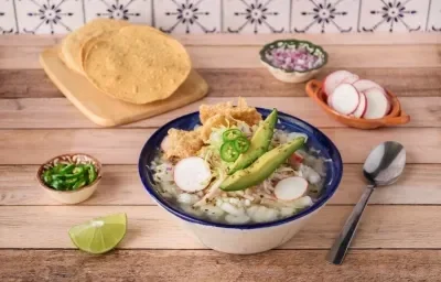 Pozole Blanco