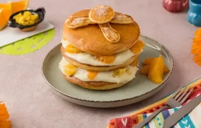 Hot Cakes Pan de Muerto