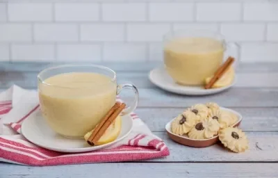 Atole de Guayaba con Canela