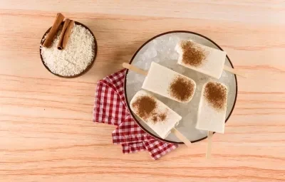 Paletas Heladas de Arroz con Leche