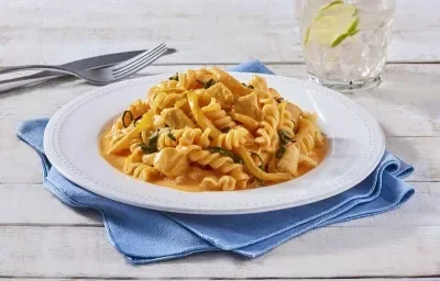 Fusilli con salsa de pimiento