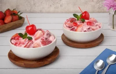 Fresas con Crema de Cerezas