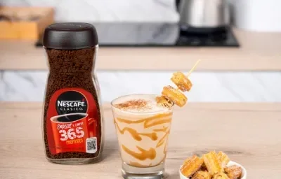 CAFÉ CHURRO preparado con Café 100% Puro Soluble NESCAFÉ® CLÁSICO®