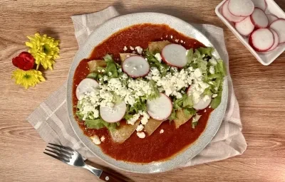 Enchiladas de Queso Fresco