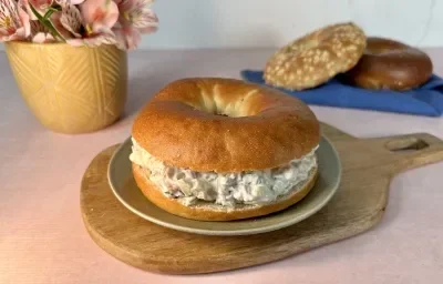 Bagel de Salmón Ahumado