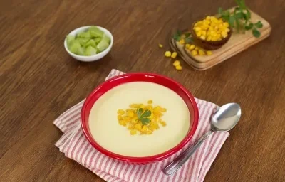 Crema de elote con chayote