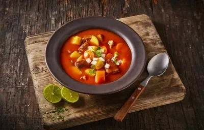 Caldo de res con verduras