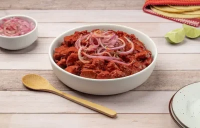 Cerdo en Achiote Picante