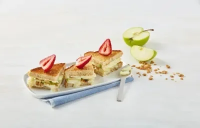 Mini sándwich de manzana