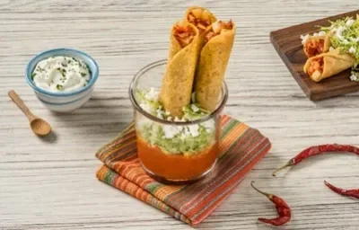 Flautas Ahogadas de Papa con Chorizo