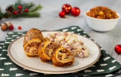 Pechuga al pimentón con relleno navideño