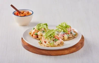 Tostadas de ensalada rusa