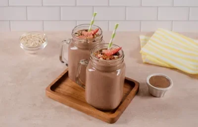 Frappé de Chocolate, Avena y Frutas