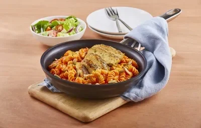 Fusilli con salsa de pimiento asado