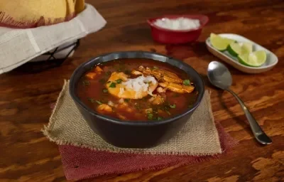 Caldo de camarón con jaiba