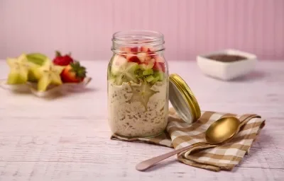 Overnight Oats de Quinoa y Frutos Tropicales