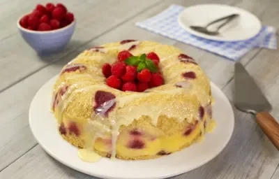 Rosca de tamal con frambuesa