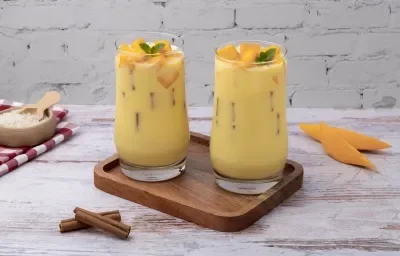 Agua de Horchata con Mango