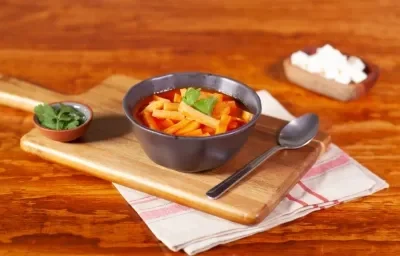 SOPA de PAPA preparada con Concentrado de Tomate con Pollo CONSOMATE®