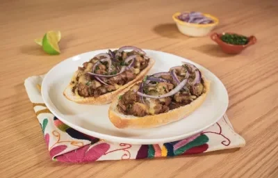 Molletes de suadero