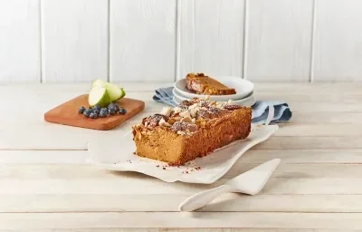 Budín de manzana, dulce de leche y mazapán