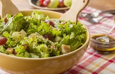 ensalada con vinagreta de tamarindo