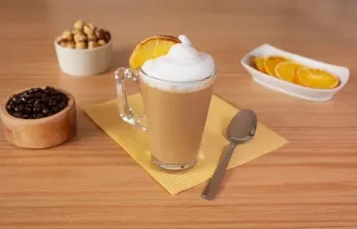 Café con naranja avellana