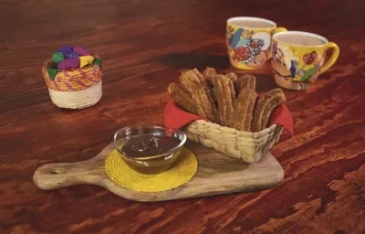 Churros con crema de chocolate