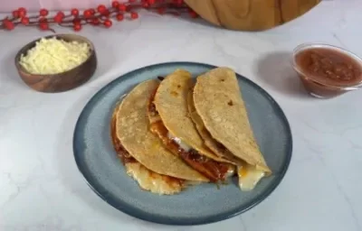 Quesadillas de Pierna Horneada