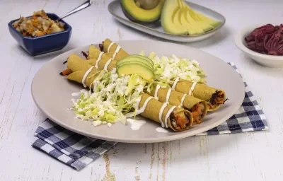 Flautas de Papa y Jamaica