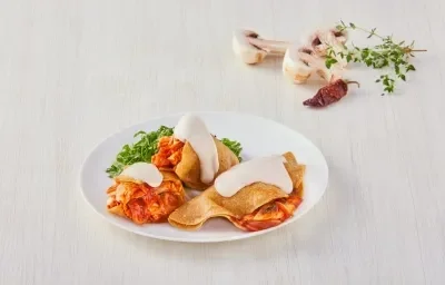 Quesadillas de tinga con champiñones