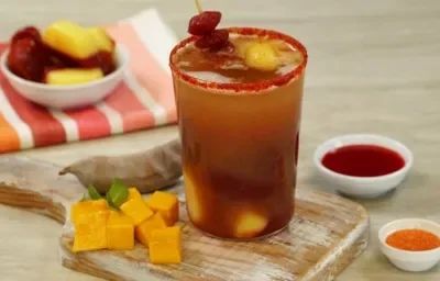 Bebida de tamarindo con chamoy