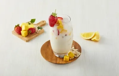 Agua de avena con frutas