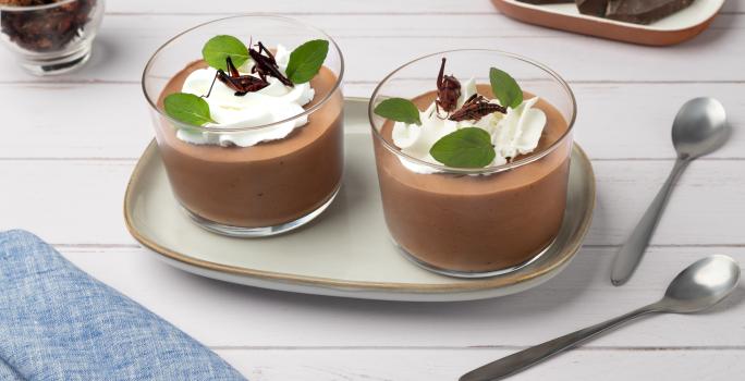 Mousse de Chocolate con Chapulines