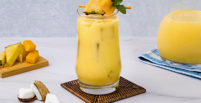 Agua de Mango, Piña y Menta