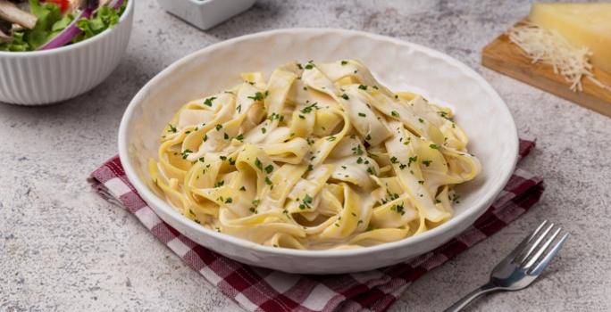 Pasta Alfredo