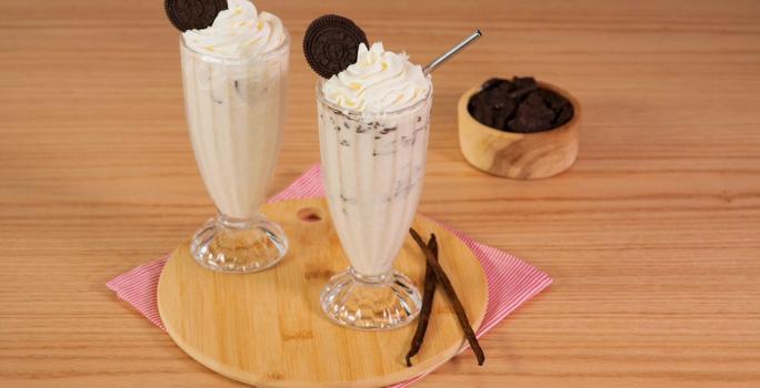 Malteada de Cookies and Cream | Recetas Nestlé
