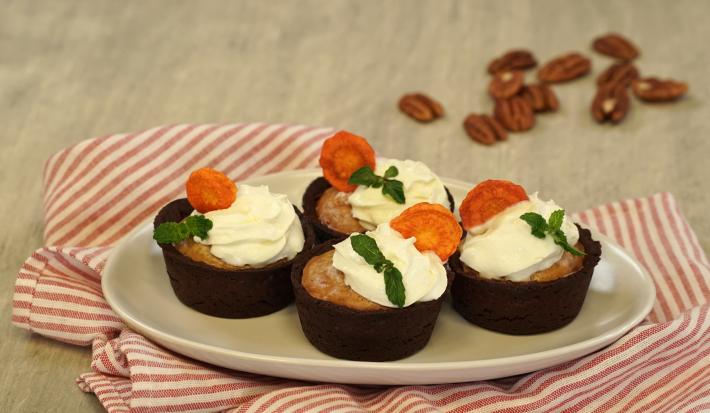 Cupcakes de zanahoria con galleta de chocolate