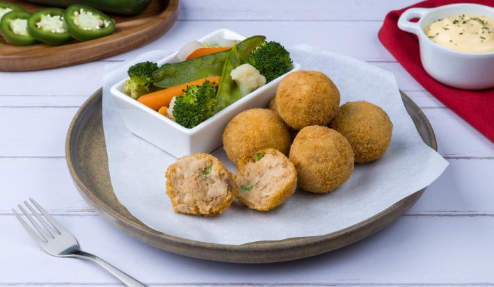 Bolitas Crujientes de Atún con Jalapeño