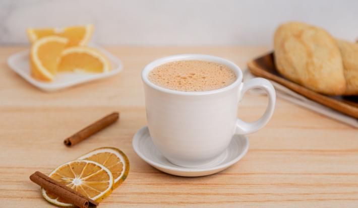 Chocolate Caliente con Naranja y Canela