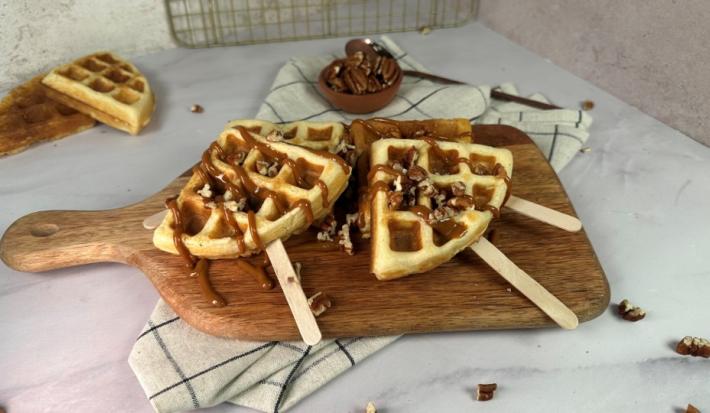 Paletas de Waffles con Dulce de Leche